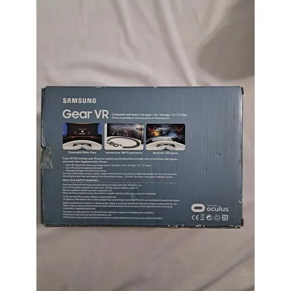 Samsung SM-R322NZWAXAR Gear VR Headset -‎ Frost White - Picture 2 of 4